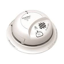A carbon monoxide detector is a small appliance that warns people about the presence of carbon monoxide, a deadly gas. Smoke Carbon Monoxide Detectors Fire Safety The Home Depot Canada
