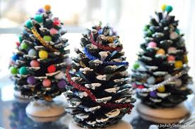 4.1 out of 5 stars. Pine Cone Christmas Trees