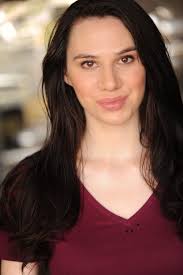 Sarah Jarman's Instagram, Twitter & Facebook