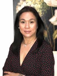 Sheila Roxas's Instagram, Twitter & Facebook