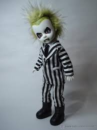 When a couple of nice, young homebody ghosts (baldwin and davis) try to haunt the pretentious humans who have moved into their. Beetlejuice Bitelchus Living Dead Dolls 2 Sold Through Direct Sale 40019533