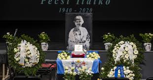 Ildikó pécsi was born on may 21, 1940 in polgár, hungary. Index Kultur Harom Csaba Palyazik Pecsi Ildiko Hagyatekara