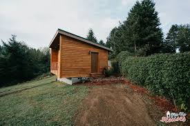 Selected designer furniture combined with antiques or unusual. Small Flat Roof House Plans