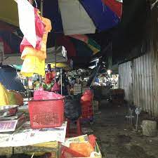 Seri kembangan new village has been developed from a mining and rubber tapping area into a pasar malam (night market) in seri kembangan is on every monday. Pasar Pagi Seri Kembangan Market In Seri Kembangan