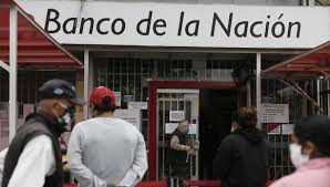 Un bono familiar de carácter universal será entregado a partir de esta semana para 6.8 millones de hogares que no se han beneficiado con las ayudas económicas dadas por el gobierno en medio de la. Segundo Bono Universal Asi Puedes Registrar El Nombre De Tus Padres Para La Inscripcion En La Banca Celular Del Banco De La Nacion Peru Correo