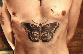 A Butterfly Men Tattoo Jpg 634 415 Insect Tattoo Gogus Dovmesi Kelebek Dovmeleri