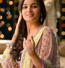 Shop Aliabhatt Diwali2017 Accessories Lehenga On Seenit 3324 It is a beautiful black designer lehenga. lehenga on seenit 3324