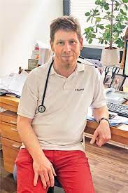 Hausärzte rostock anne caroline steffen ärzte: 900 Dosen Astrazeneca An Einem Tag Ein Hausarzt Sagt Wie S Geht