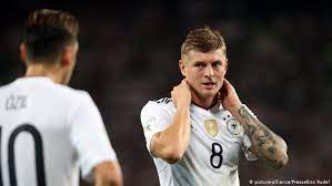 Sein erfolgshunger ist lange nicht gestillt. Toni Kroos Mesut Ozil Talked A Lot Of Nonsense When Quitting German Team Sports German Football And Major International Sports News Dw 16 08 2018