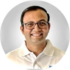 If you're looking to use a financial advisor this year, it's worth knowing  whether you're working with a RIA (registered investment advisor) or a B/D  (broker-dealer).