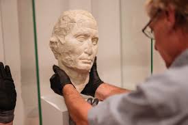 Er komt steeds meer aandacht voor de schaduwkanten van Julius Caesar