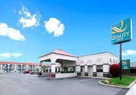 Quality Inn Redding Redding California The Quality Inn Hotel Is Ideally Located Minutes From Shasta Lake Whiskeytown Lake Shasta California Hotel Hotel Inn