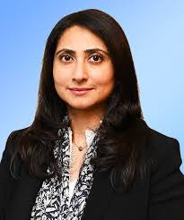 Nadia Zubair's Instagram, Twitter & Facebook