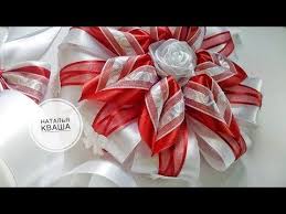 как сделать бант из ленты на подарок пошаговая инструкция Bant Na Vypisku Iz Roddoma Svoimi Rukami Mk Ribbon Bow Laco Para O Bebe Diy Pap Youtube Podelki Iz Lent Tkanevye Cvety Kanzashi Uroki