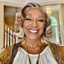 IF YOU AGREE TYPE: “LET ME VERIFY MY ADDRESS WITH A PRAISE”🙌🏾🏃🏾‍♂️