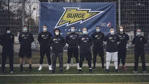 Reisen sie sicher, wir treffen alle vorkehrungen, um alle unsere passagiere zu schützen. Football Liga Elf In Den Startlochern Nfl Profi Jakob Johnson Druckt Stuttgart Surge Die Daumen Sport Stuttgarter Nachrichten