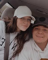 Jeffrey Straight (@jstraight_85) • Instagram photos and videos