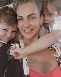 This photo sums up my whole world 🌎 Happy New Year💫 love from the 3 of  US! #2022 #family