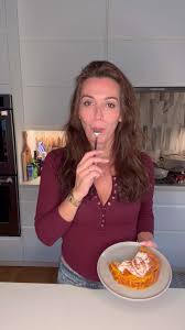 Lighter Pumpkin Cottage Cheese Cheesecake 🎃 full recipe is on:  HungryHappens.Net