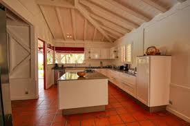 Location Villa Majo Guadeloupe Villa Avec Piscine Et Vue Sur Mer Location Villa Buanderie Exterieure Maison Chaleureuse