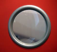 Aluminalia Oeil De Boeuf Fenetres Rondes Hublot De Porte Qualite En 2021 Fenetre Ronde Fenetre Oeil De Boeuf