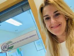La palmerina Fátima Reyes, nombrada Jefa de Gabinete de la Secretaría  General del PP-A