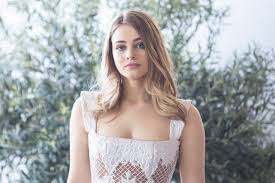 Black Actor With Green Eyes Name Actresses Josephine Langford Actress Australian Brunette Green Eyes 5k Wallpaper Hdwallpaper Deskt In 2020 Womens White Crop Top Black Top Women Blue Top Women