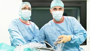 This injury has received a great deal of attention from orthopedic surgeons over the past 15 years, and very successful operations to reconstruct the torn acl have been invented. Ligamentoplastia Tehnici De Reconstructie A Ligamentului Incrucisat Anterior Lia Reginamaria Ro