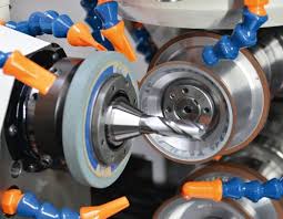Excellent cutting performances with its compact floor space satisfy customers' needs of. Werkzeugschleifmaschine Ttb Eclipse Die Kompakte Prazisionsschleifmaschine Der Ttb Engineering Sa