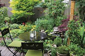 Uphold the classic english character of the listed building with authentic courtyard wraparound and another in the central quad. Two Takes On A Courtyard Garden Finegardening