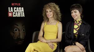 Lenzuolino per culla e carrozzina 💙💗. Tokyo Come Lara Croft Il Cast Di La Casa Di Carta Sui Suoi Videogiochi Preferiti Multiplayer It