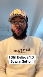 Dottie Sutton's Instagram, Twitter & Facebook