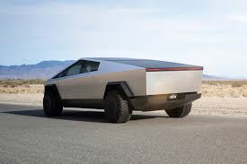 Does the cybertruck come with a camper? Tesla Cybertruck 2021 Pick Up Bekommt Hinterachslenkung Auto Bild