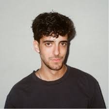 I am excited to announce my new position at Loose Screw Tattoo as a  marketing and communications intern for Spring 2025! I will be working