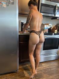 Telegram jayjuliet with a sample. Love voyeur content. Can verify, and show  face