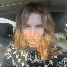 Madeline Haines's Instagram, Twitter & Facebook