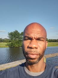 Ronnie Sandifer's Instagram, Twitter & Facebook