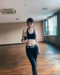 She has featured in a string of television commercials and magazines. 180 Daniellasya Ideas Model