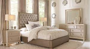 Similarly like another sofia vergara bedroom collection, sofia vergara paris silver 5 pc queen bedroom is very elegant and opulent. Sofia Vergara Paris Silver 5 Pc Queen Upholstered Bedroom 92314 Design Ideas Pictures