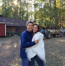 Welcome to the joel glazer zine, with news, pictures, articles, and more. Meet Joel Glazer Wife Angela Glazer Bio Wiki Fabwags Com
