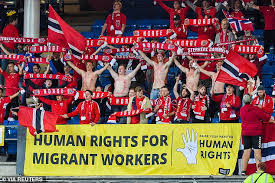 Check spelling or type a new query. Erling Haaland Schliesst Sich Norwegens Spielern Und Fans An Um Erneut Gegen Den Wm Gastgeber Katar Zu Protestieren Aktuelle Boulevard Nachrichten Und Fotogalerien Zu Stars Sternchen
