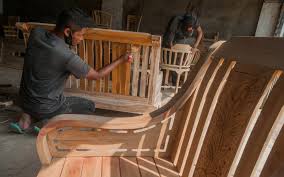 Selain itu, pastikan meletakkan gantungan atau hanger di lokasi yang tepat, agar. Omzet Perajin Mebel Kayu Di Lebak Melonjak Berkat New Normal