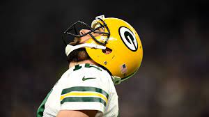 Aaron Rodgers I Had A Very Painful Knee Injury Scary Concussion Profootballtalk