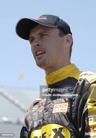 1,899 Travis Kvapil Photos & High Res Pictures