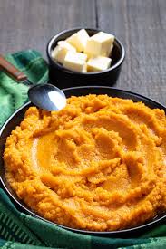 Creamy Sweet And Spiced Mashed Sweet Potatoes The Combination Of Spices Honey Maple Syrup Sweet Potato Recipes Mashed Sweet Potatoes Easy Holiday Recipes