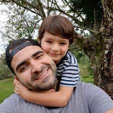 Felipe Angel Escobar (@pipesheika)