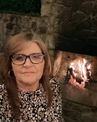 After a long battle with cancer, Saundra Renee Vess Brown passed