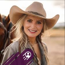 Hannah and I are pretty pumped about all 4 million of you!!! Wowzers! Thank  you so much!!!! ❤️❤️❤️