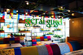 Each one of our locations has its own flavor of googleyness, featuring unique architecture and design, office traditions, and of course, snacks. Hiredly Jobs For Malaysia S Young Professionals