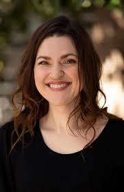 Roxo Faculty Director Sarah Angle